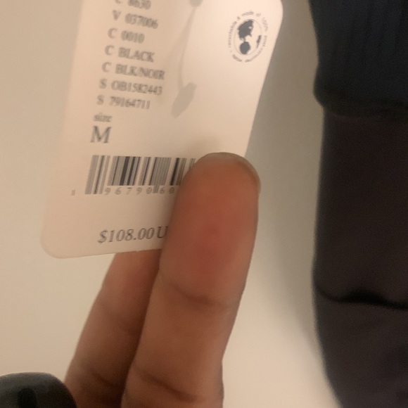 Female clothes - Picture 3 of 4